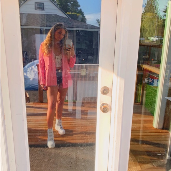 Meet your Posher!💖 - Picture 3 of 8